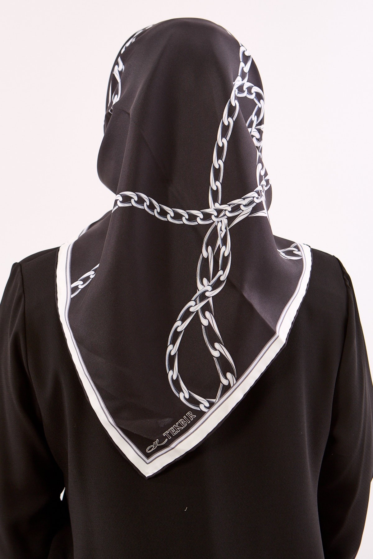 Dg18338 İpek Eşarp Twill Kumaş Zincir Desen - Siyah Gri
