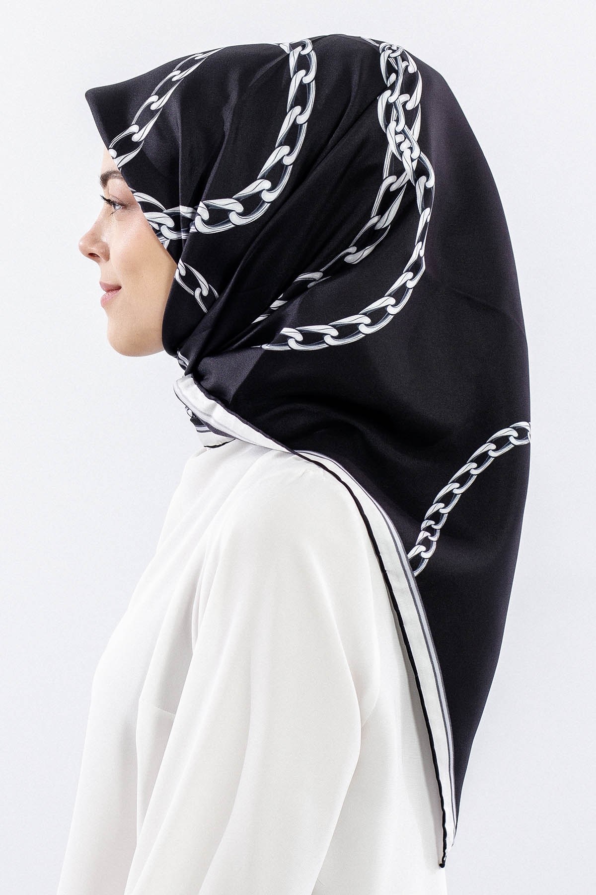 Dg18338 İpek Eşarp Zincir Twill Kumaş - Siyah Gri
