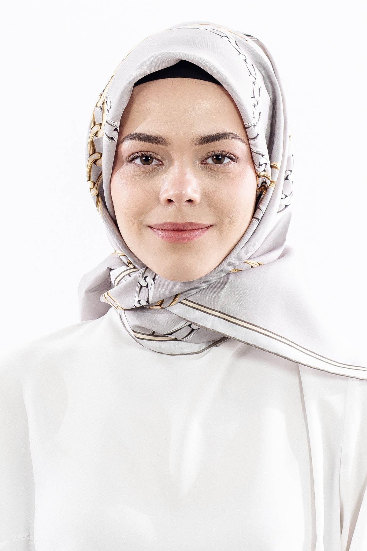 Dg18338 İpek Eşarp Zincir Twill Kumaş - Vizon