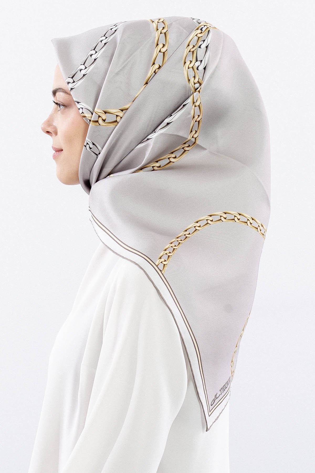 Dg18338 İpek Eşarp Zincir Twill Kumaş - Vizon