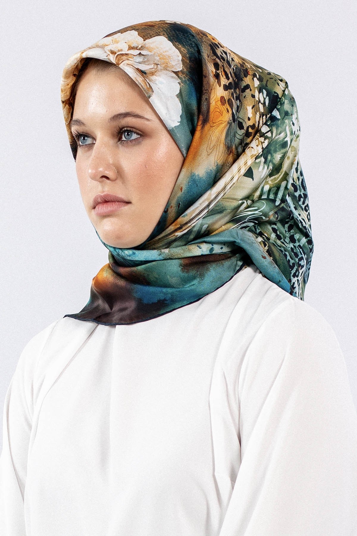 Dg7544 İpek Eşarp Twill - Siyah Petrol
