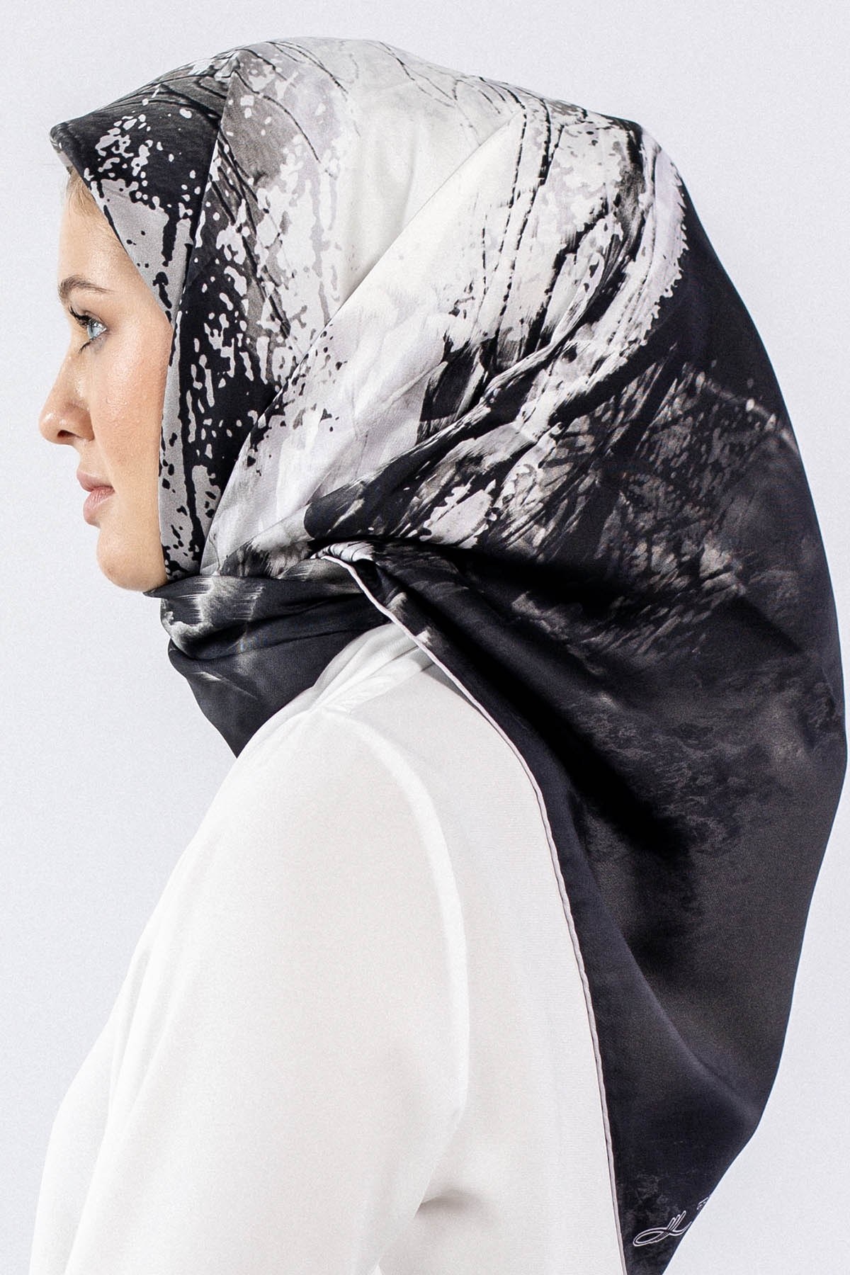Dg7611 İpek Eşarp Twill - Siyah Gri