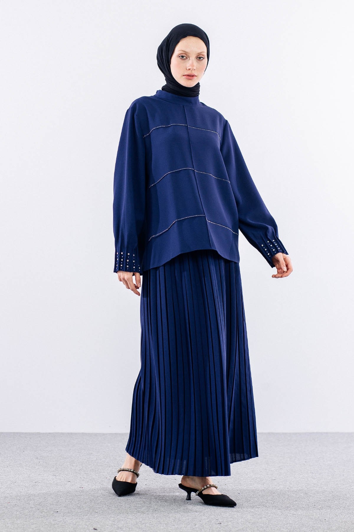 M7707 Şık E. Takım 44-52 - Saks