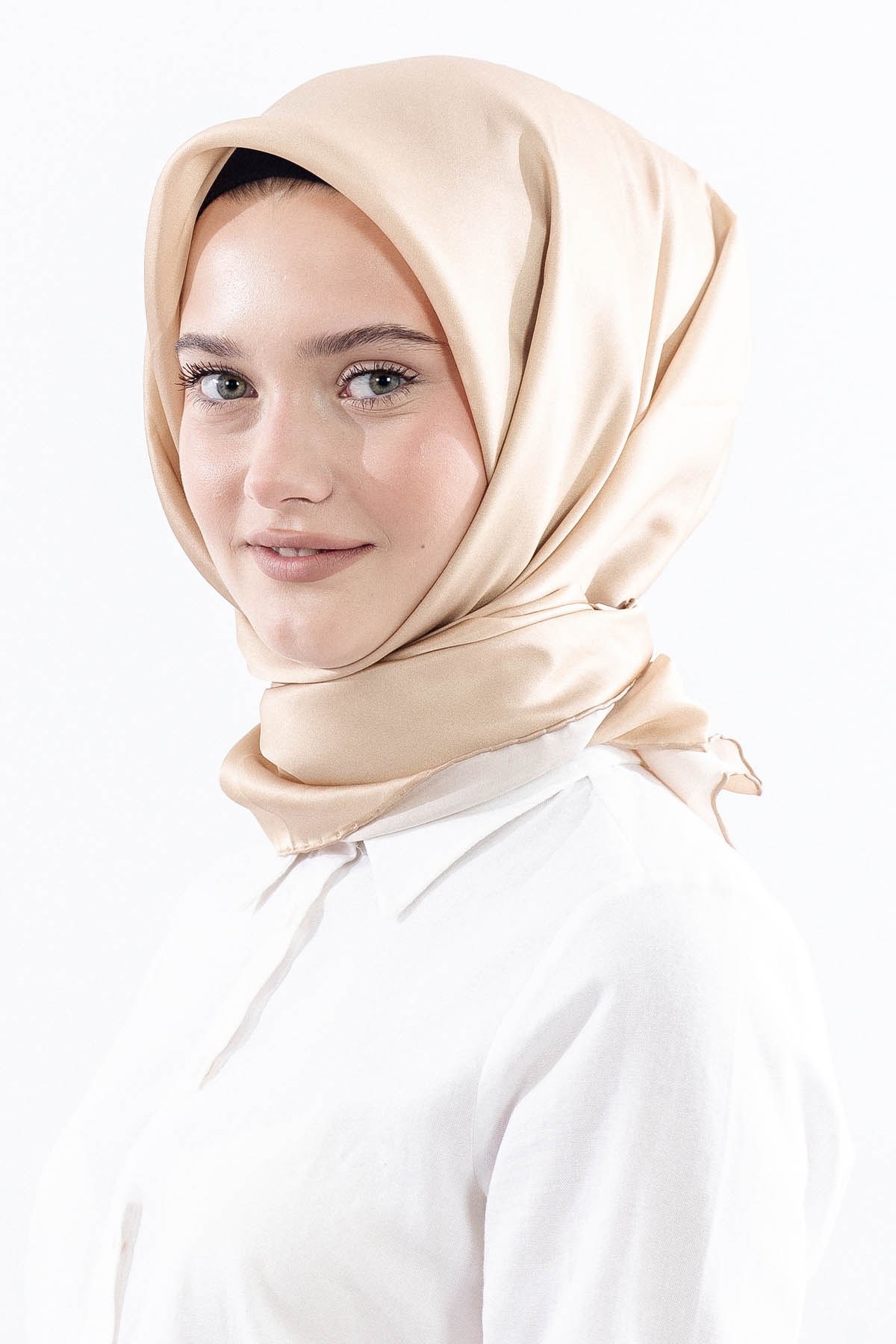 Sade İpek Eşarp 90*90 Sura Kumaş - Bej