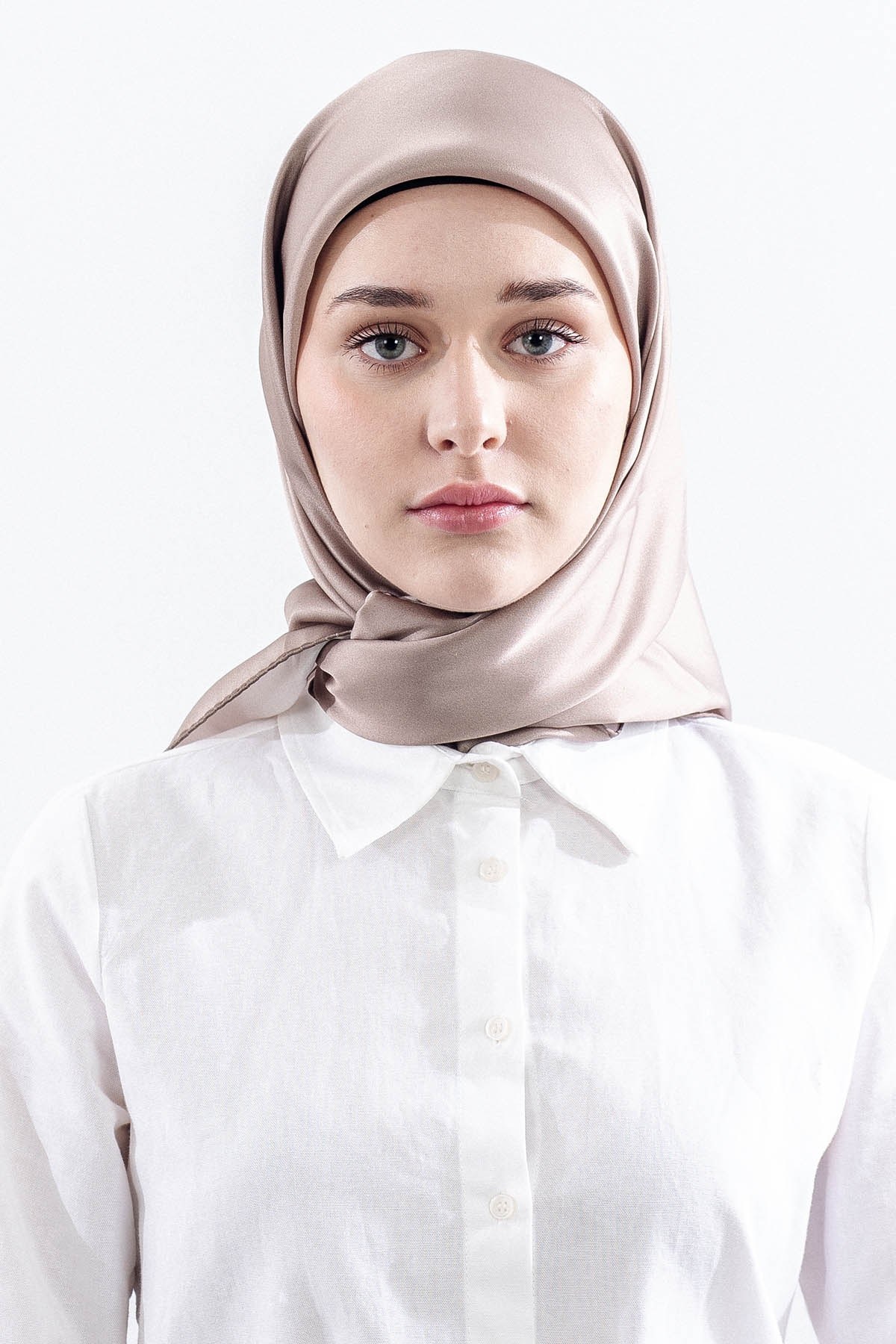 Sade İpek Eşarp 90*90 Sura Kumaş - Vizon