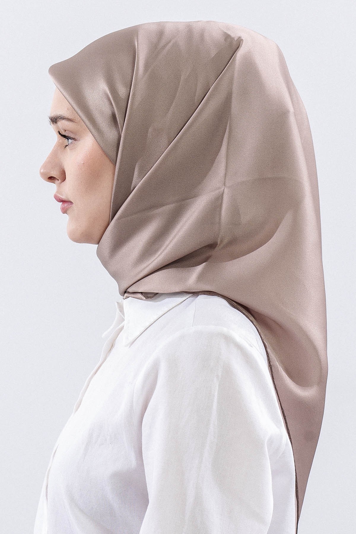 Sade İpek Eşarp 90*90 Sura Kumaş - Vizon