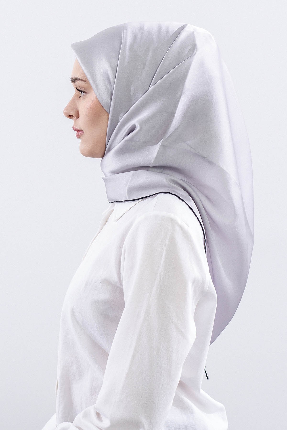 Sade İpek Eşarp Twill İpek - Gri Siyah