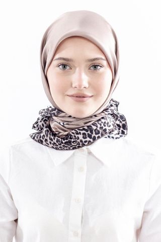 10748 İpek Eşarp Sura Kumaş Kenarı Leopar - Vizon